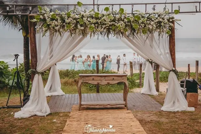 MONIQUE REBECHI EVENT DESIGNER