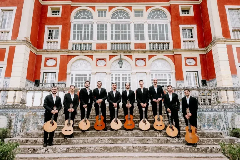 FADOS FORA DE PORTAS